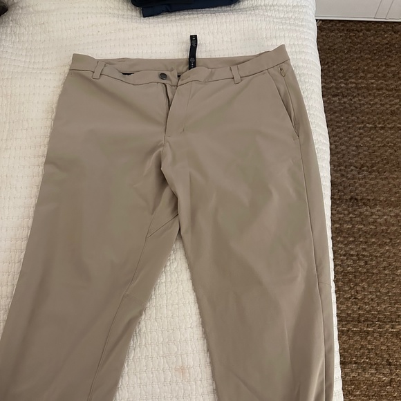Lululemon ABC trouser pants - Picture 1 of 2